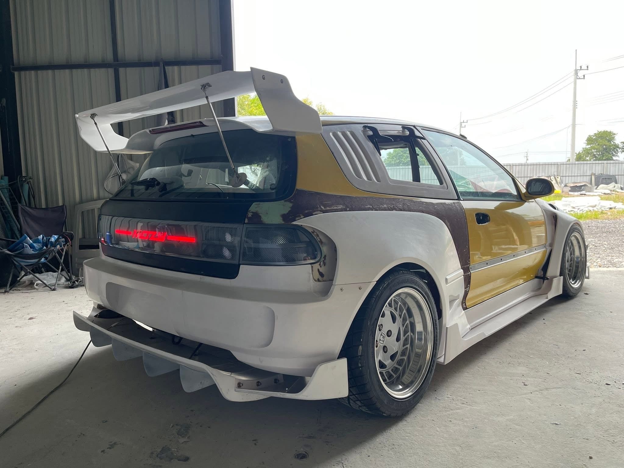 KIT CARROSSERIE LARGE HONDA CIVIC EG HATCH PAR MOZY